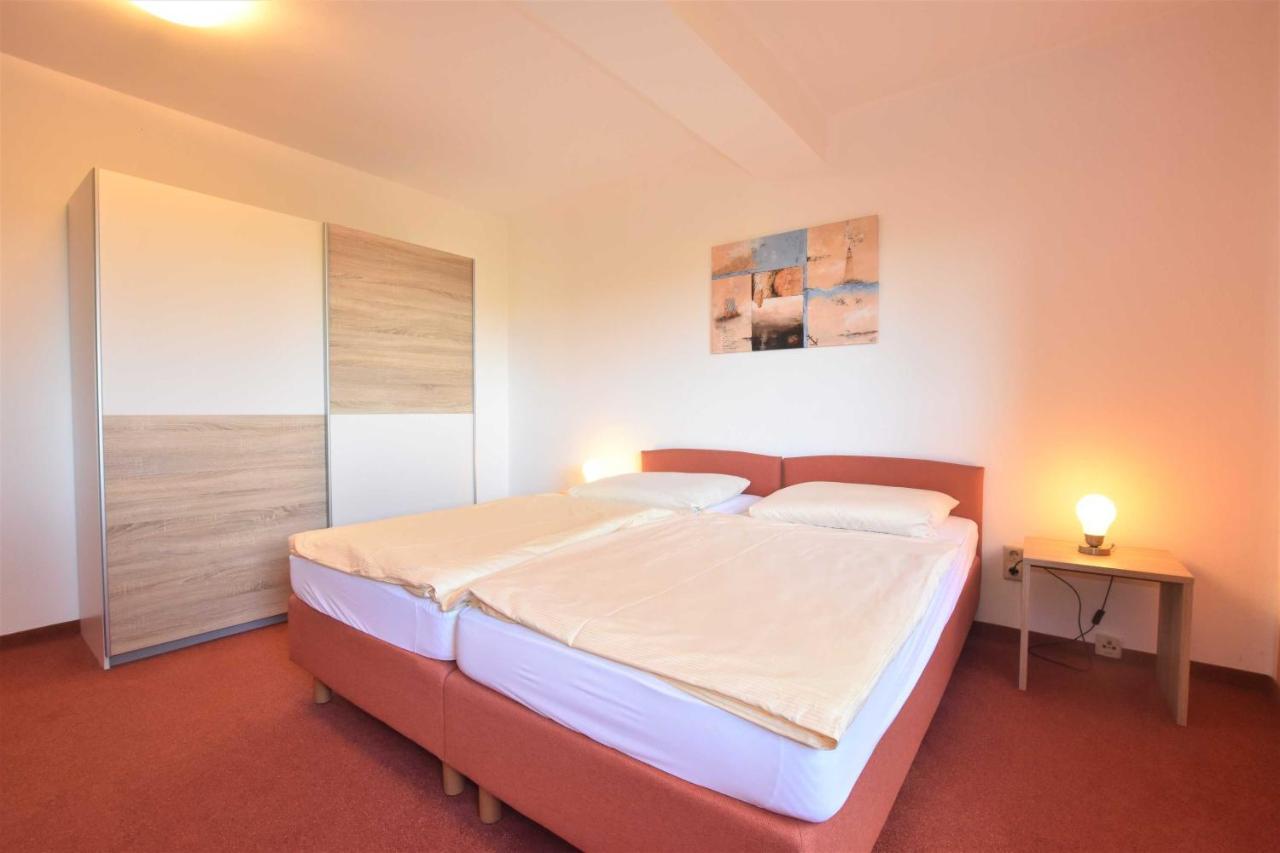 Ferienwohnungen Kleckerburg Mit Me Kägsdorf Exterior foto